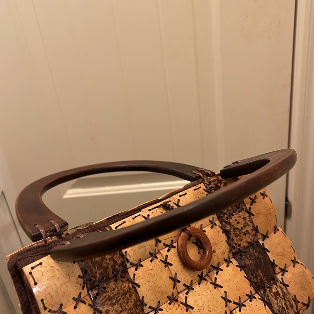 Vintage Tan and Brown Handbag - Picture 15 of 16